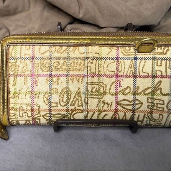 Coach Tattersall Graffiti Vintage coach wallet. - Picture 2 of 7
